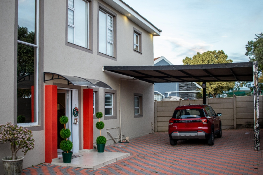 7 Bedroom Property for Sale in Aston Bay Eastern Cape